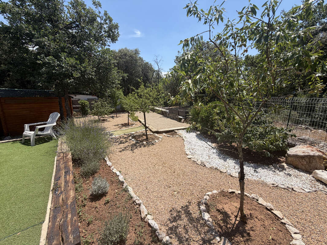 À vendre   Superbe villa moderne à Régusse, proposée par Verdon Immobilier Aups - photo 4