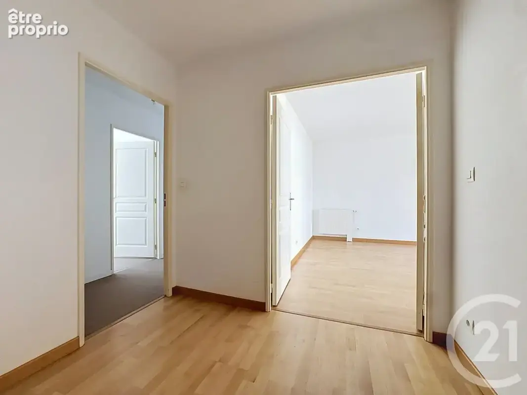 Appartement 3 pièces 69 m² à vendre à Reims (51100) - photo 8