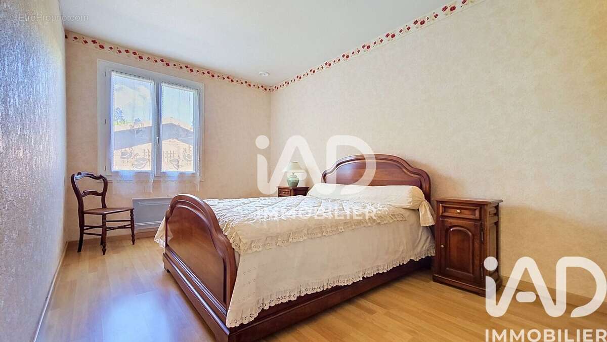 Photo 9 - Maison à SAINT-GERMAIN-LES-CORBEIL