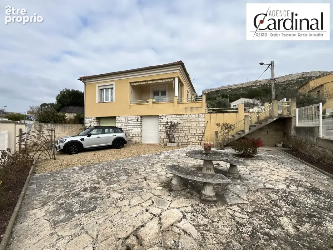 Maison à ROGNAC