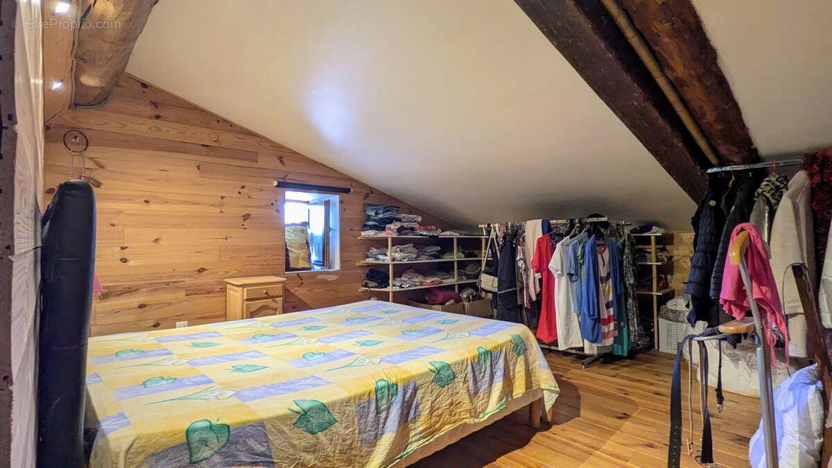 Maison en pierre de 196m2 - photo 10