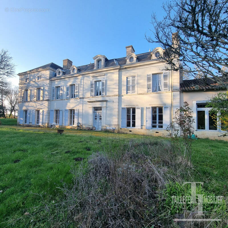 Maison à SORGES