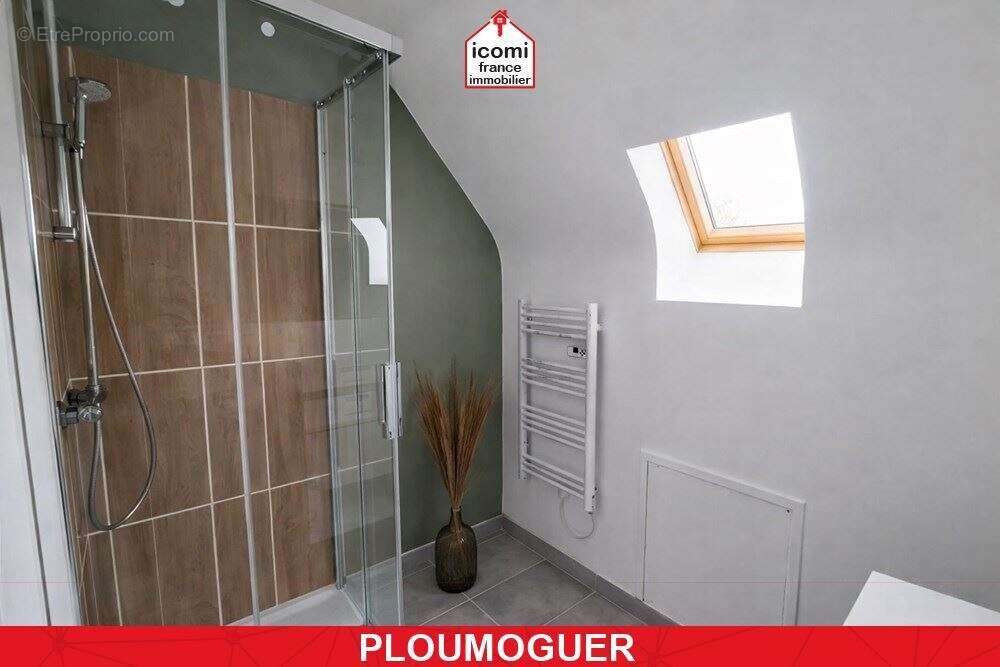 Maison à PLOUMOGUER
