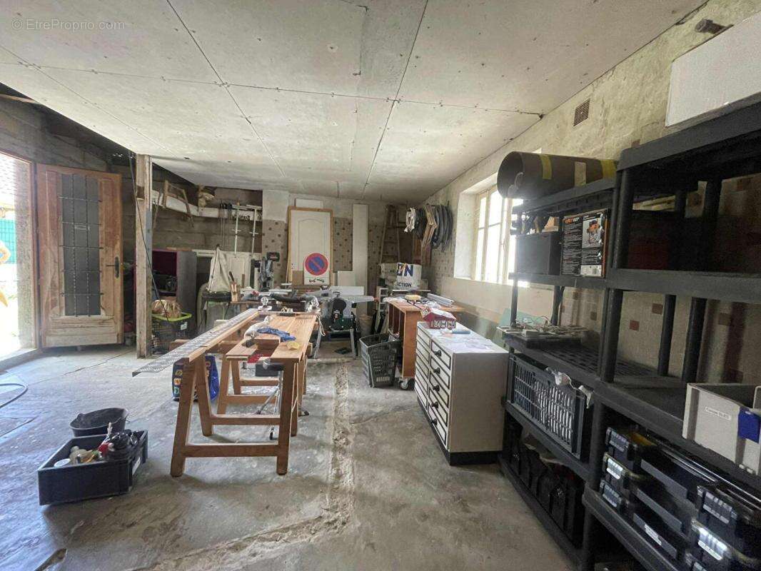 Grande maison à Guillerval avec dependances - photo 18