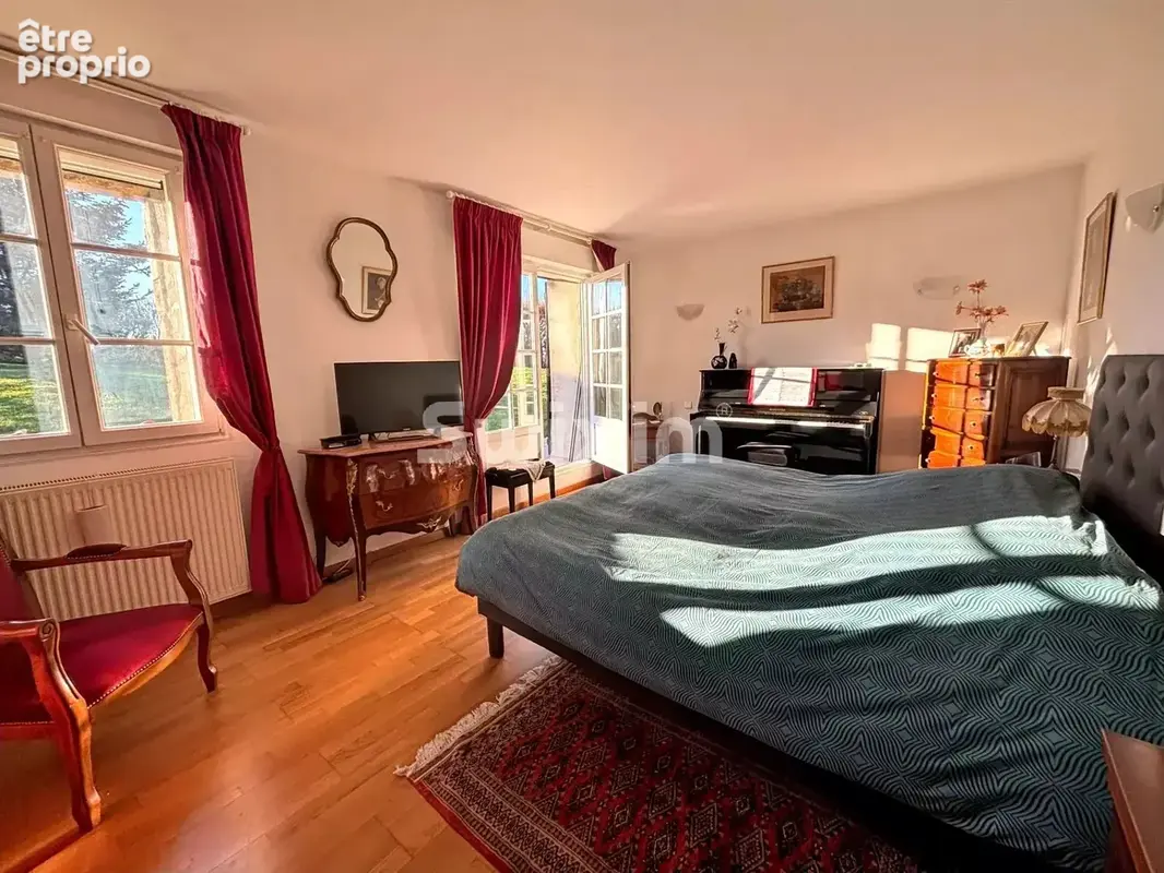 Longère de caractère rénovée de plus de 150 ans – 5 chambres, dépendances et jardin sans vis-à-vis - photo 8
