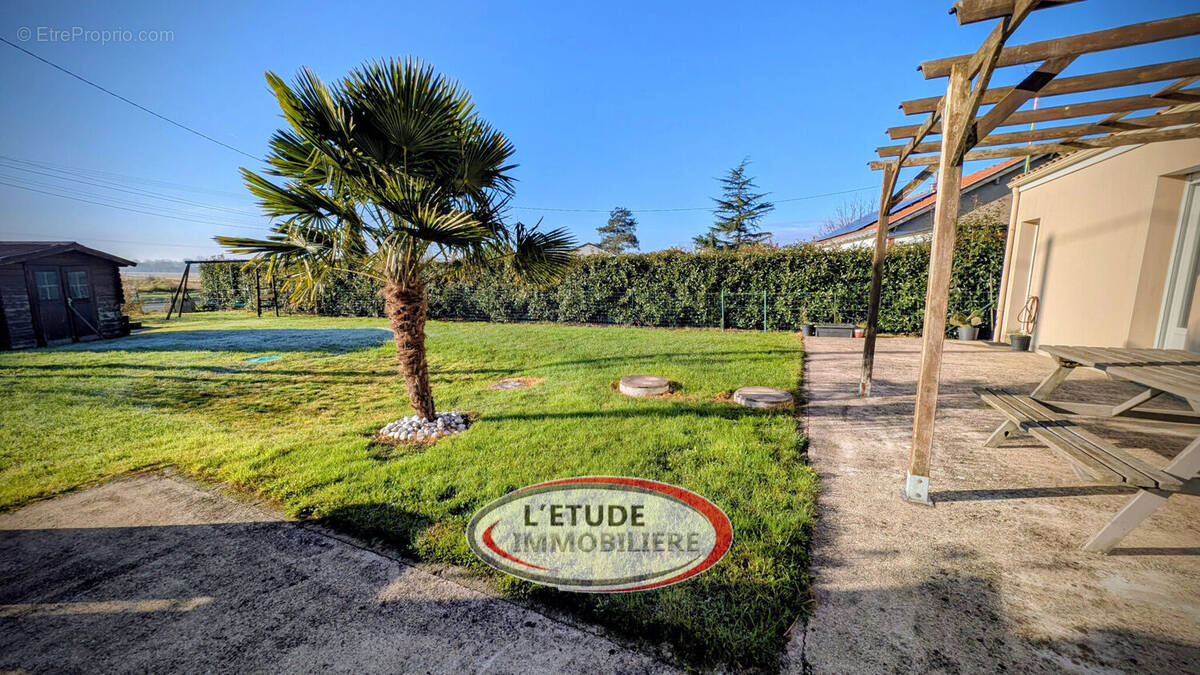 Photo 1 - Maison à LE LOROUX-BOTTEREAU