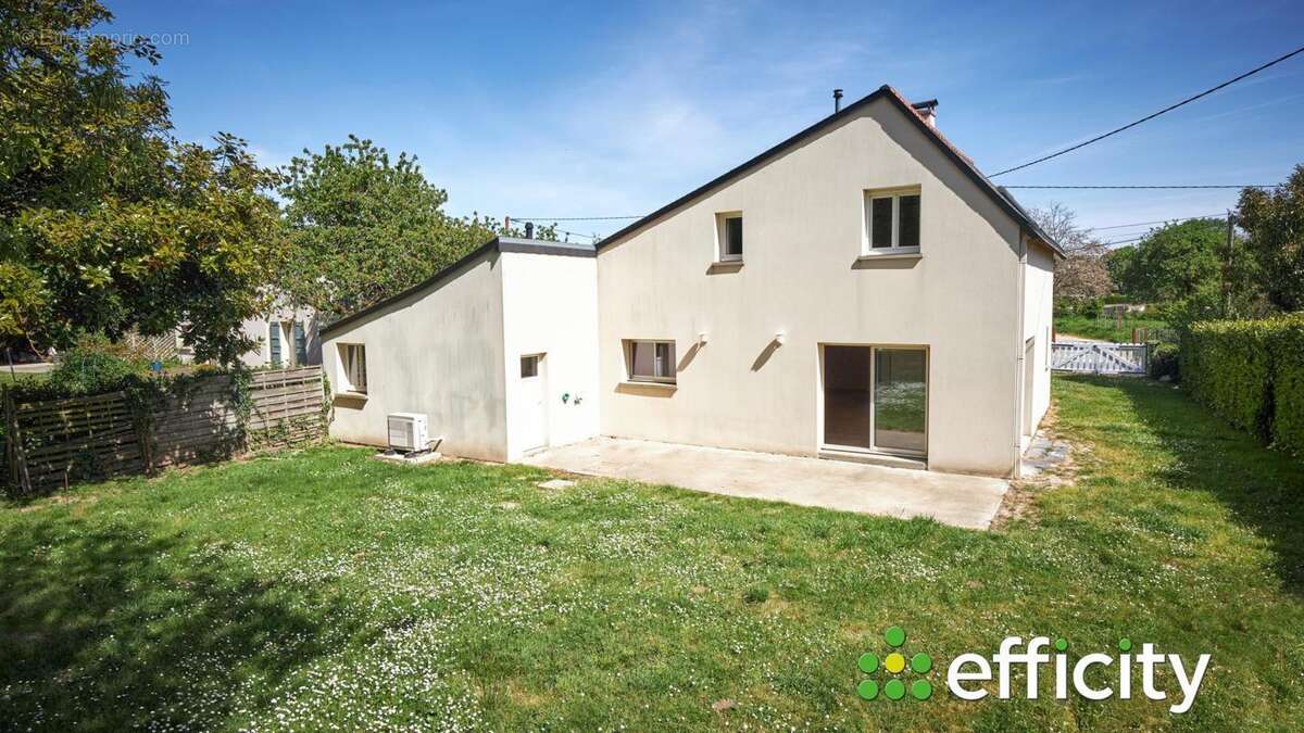 Maison à SAINT-MATHURIN-SUR-LOIRE