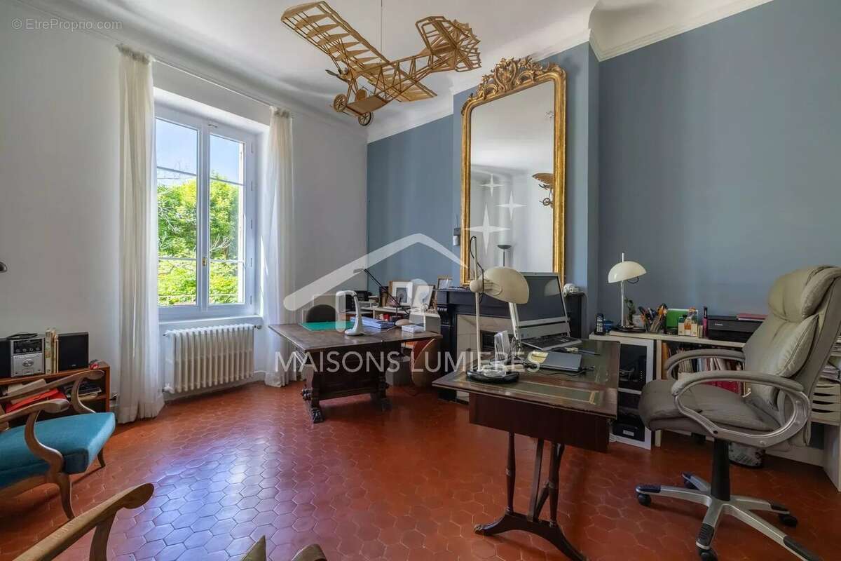 Demeure d'exception en centre-ville d'Apt - 11 pièces - 950 000€ - 370 m² habitables - photo 19