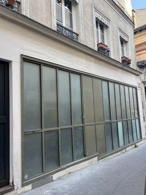 Appartement à PARIS-20E