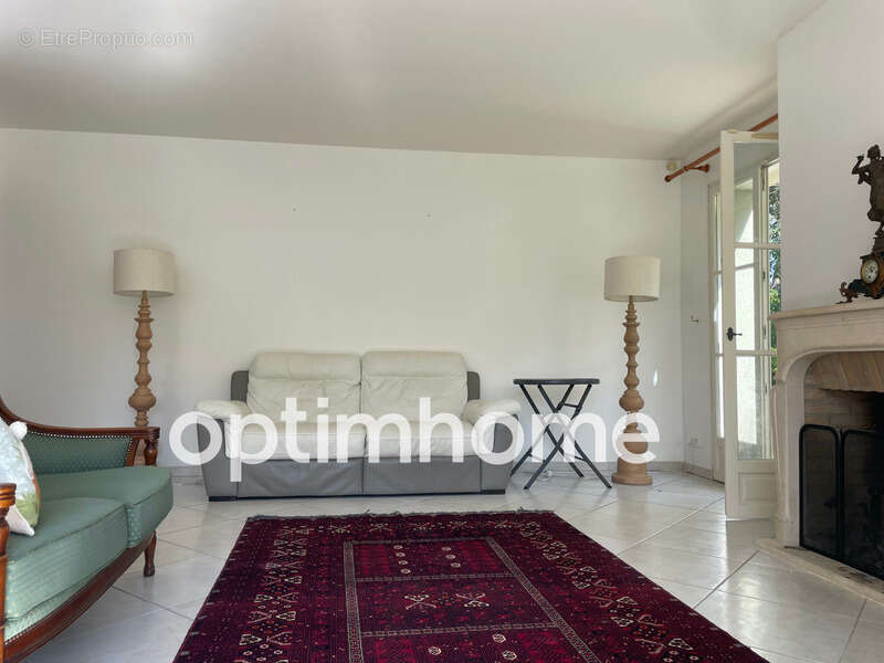 Maison à FONTAINEBLEAU