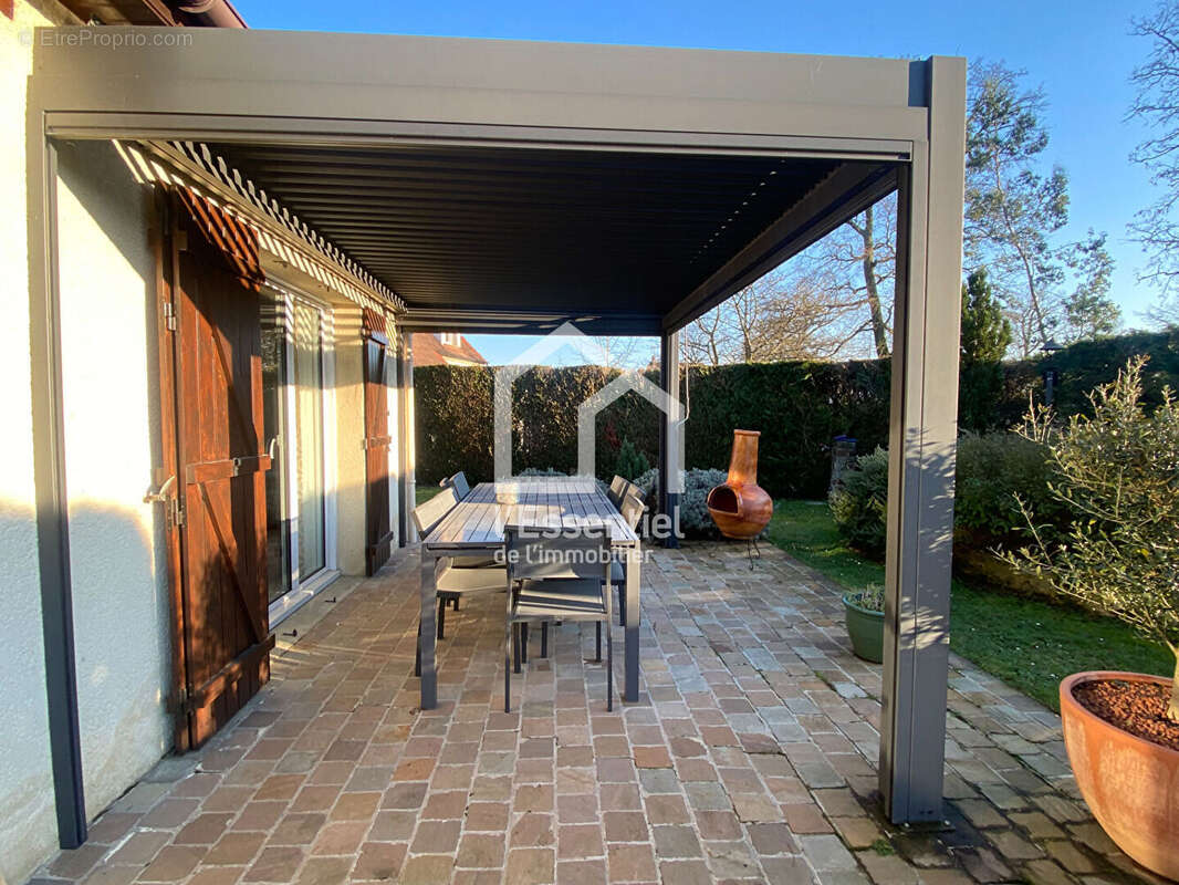 Maison à VERNEUIL-SUR-SEINE