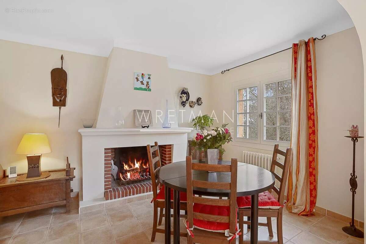 Villa au calme dans un domaine fermé à pied de commerces - Mougins - photo 2