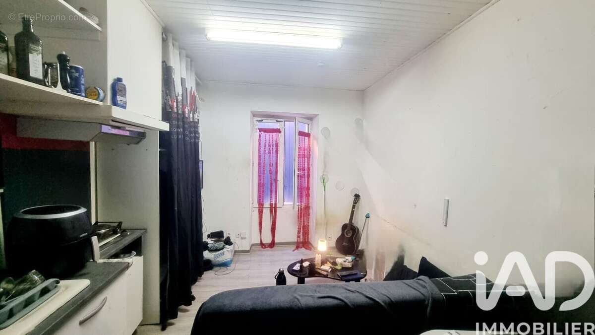 Photo 2 - Appartement à SAINT-MAXIMIN-LA-SAINTE-BAUME