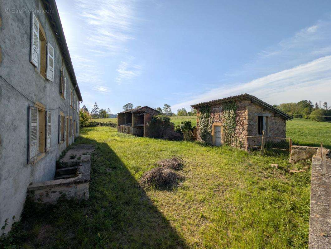 Maison 306 m² - 3 logements + 3 garages - Chassigny-sous-Dun (71) - photo 16