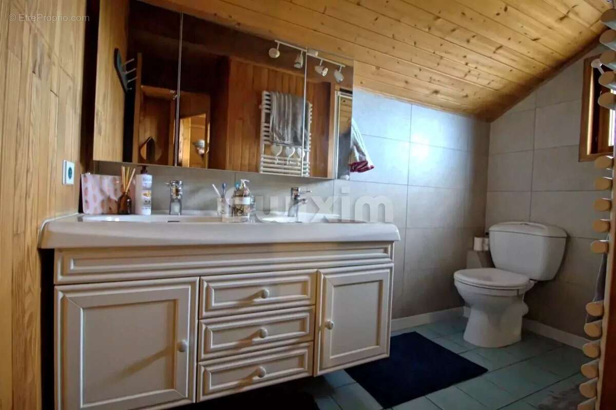 Maison à THOLLON-LES-MEMISES