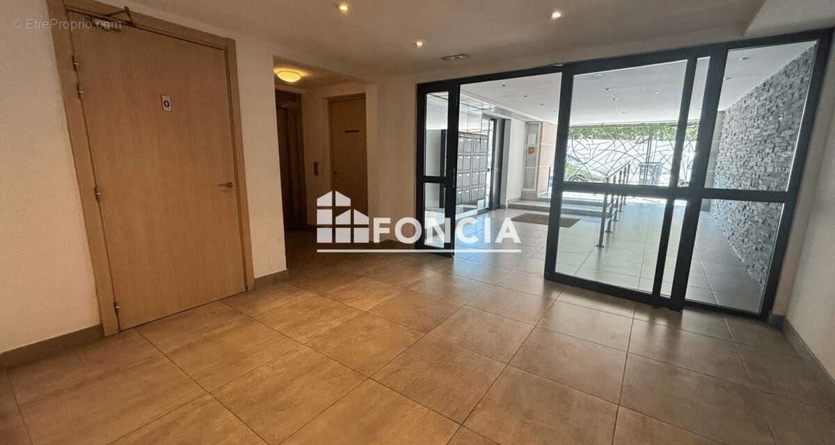 Cannes Michel Jourdan, dans résidence récente de 2014 au 3éme,  appartement 2PIECES vendu loué - photo 8