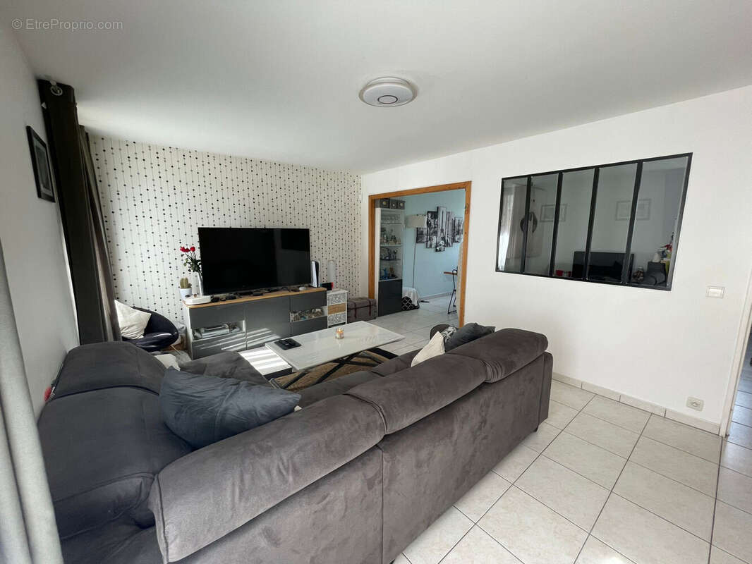 Appartement à LE MEE-SUR-SEINE