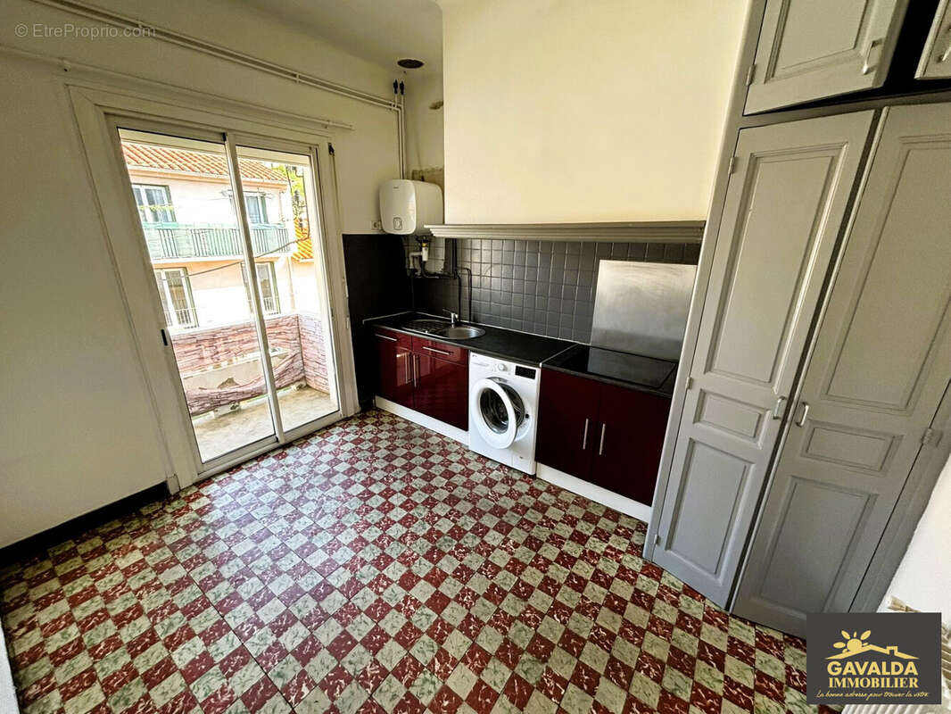 T2 libre : Cuisine - Appartement à PERPIGNAN