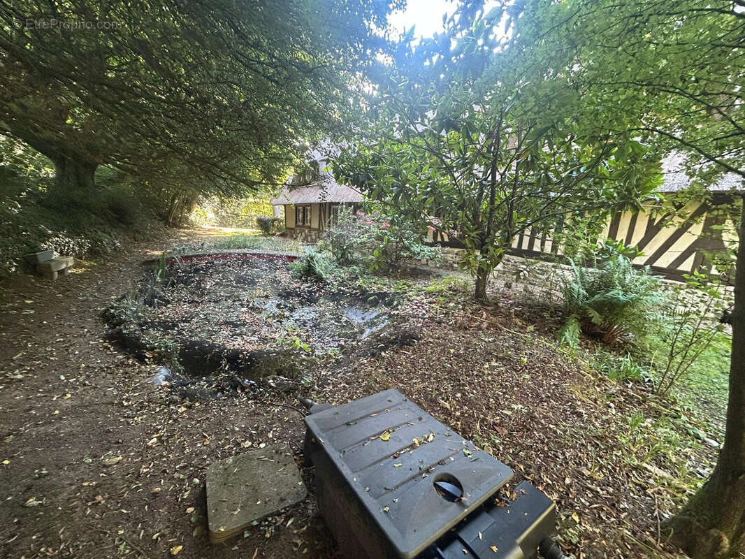 Maison à CORMEILLES