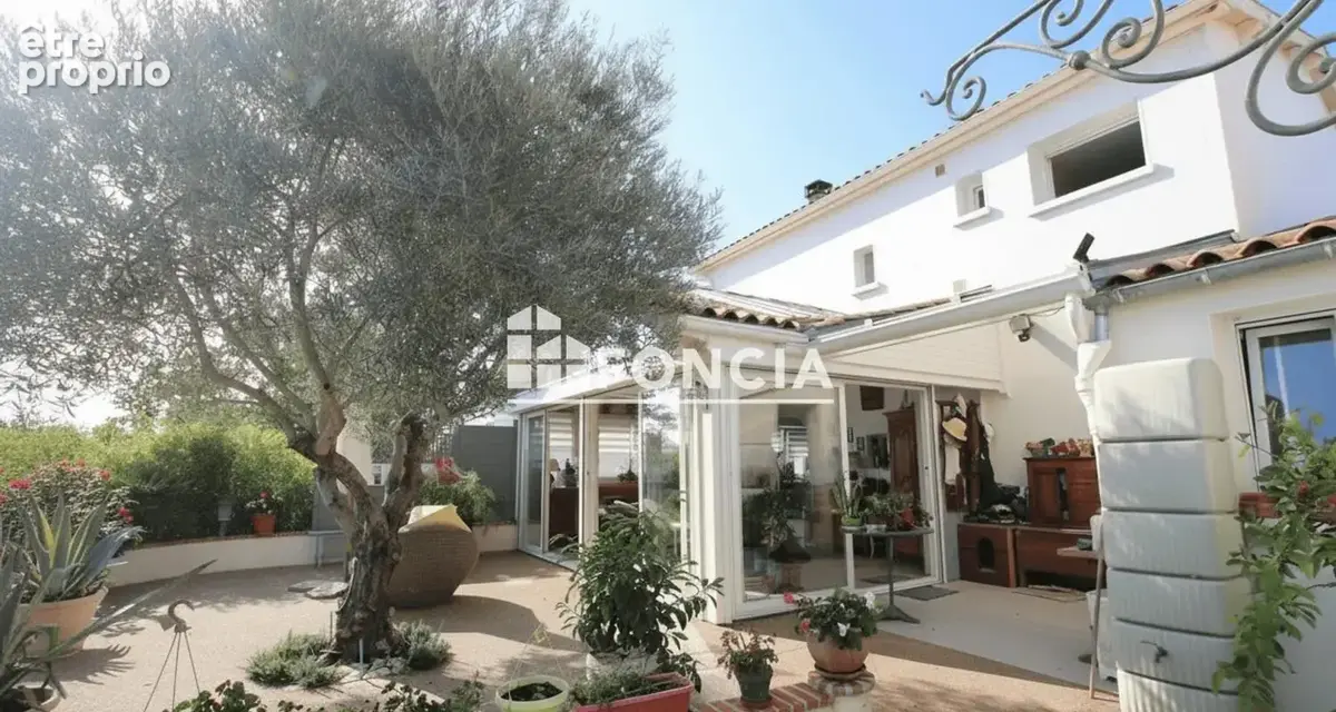À seulement 400 m de la magnifique plage de Châtelaillon, découvrez cette spacieuse maison qui saura vous séduire ! - photo 14