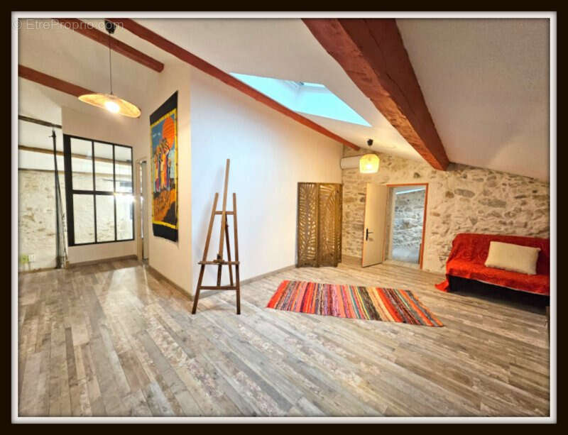 Appartement à CESSENON-SUR-ORB