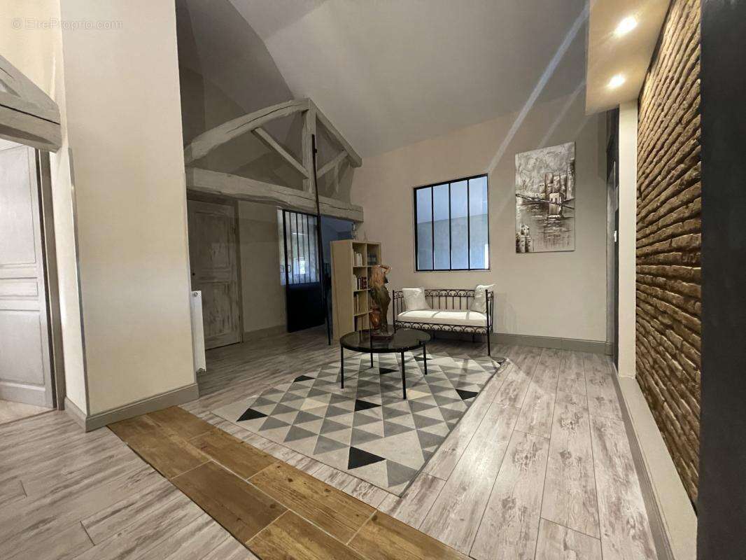 Maison à LISLE-SUR-TARN