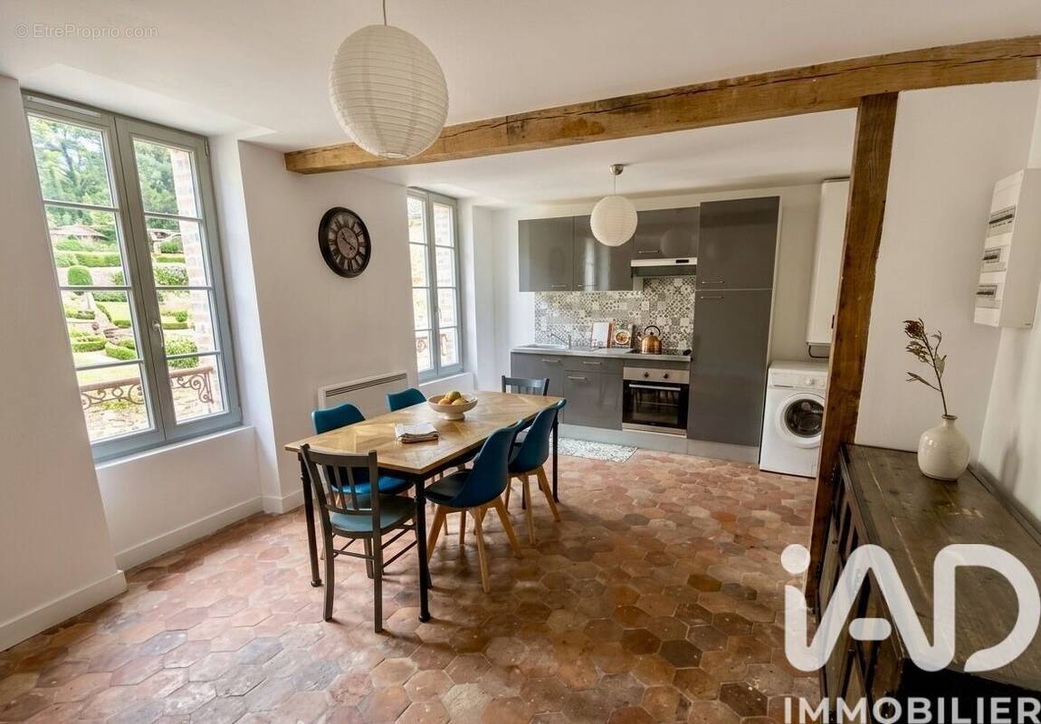 Appartement 70 m² à Ferrieres-En-Gatinais  - photo 1
