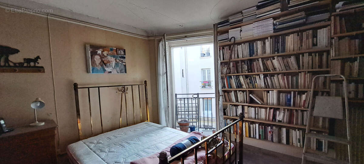 Appartement à PARIS-15E