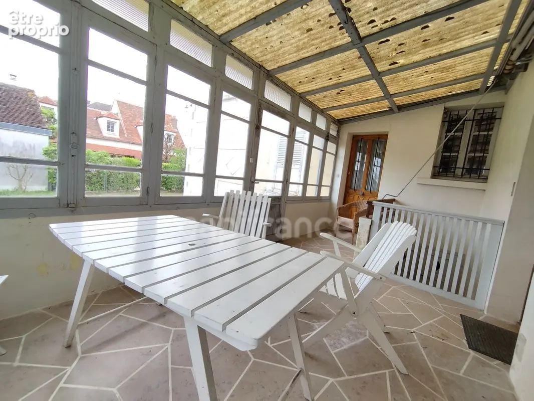 Virginie MASSON Capifrance vous propose en exclusivité - Chemilly-sur-Yonne – Maison de caractère 130m² avec jardin, garage et d - photo 17