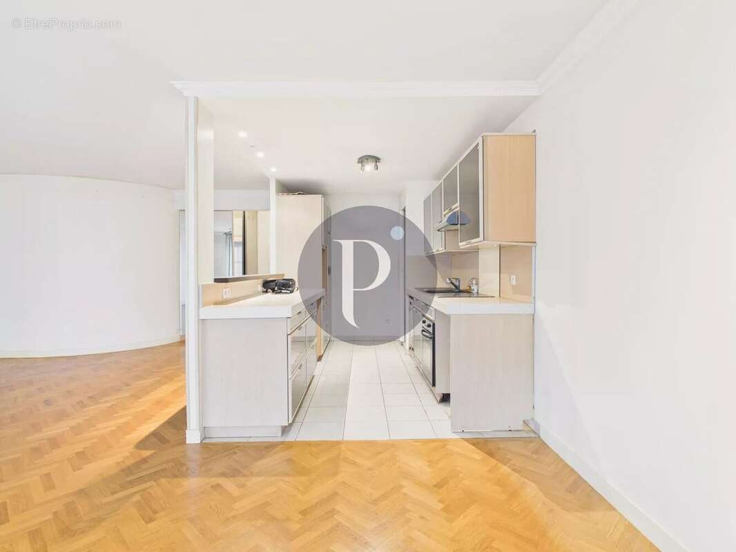 Appartement à LE PLESSIS-ROBINSON