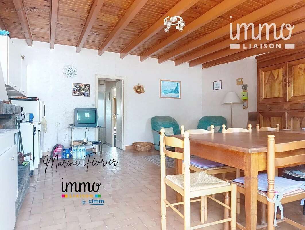 Maison à LES BRULAIS