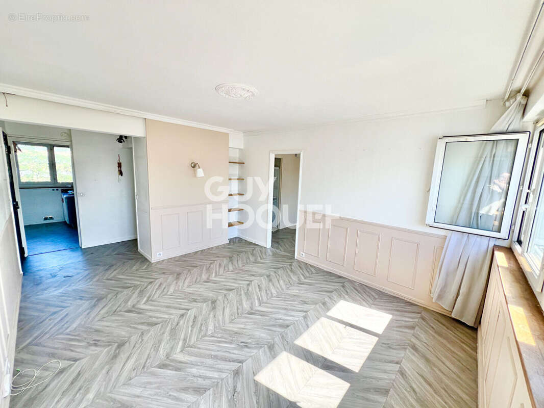 Appartement à MASSY