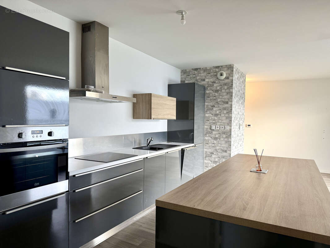 Appartement à ORGERES