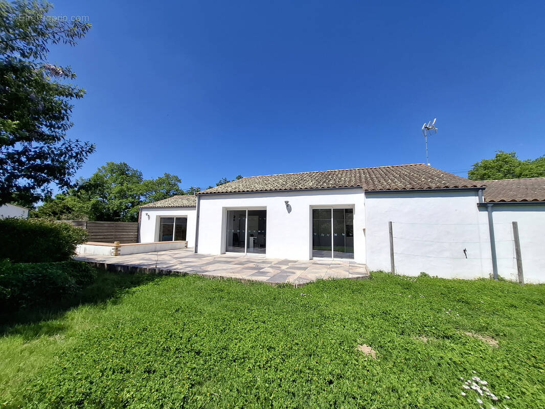 Maison à BOIS-DE-CENE