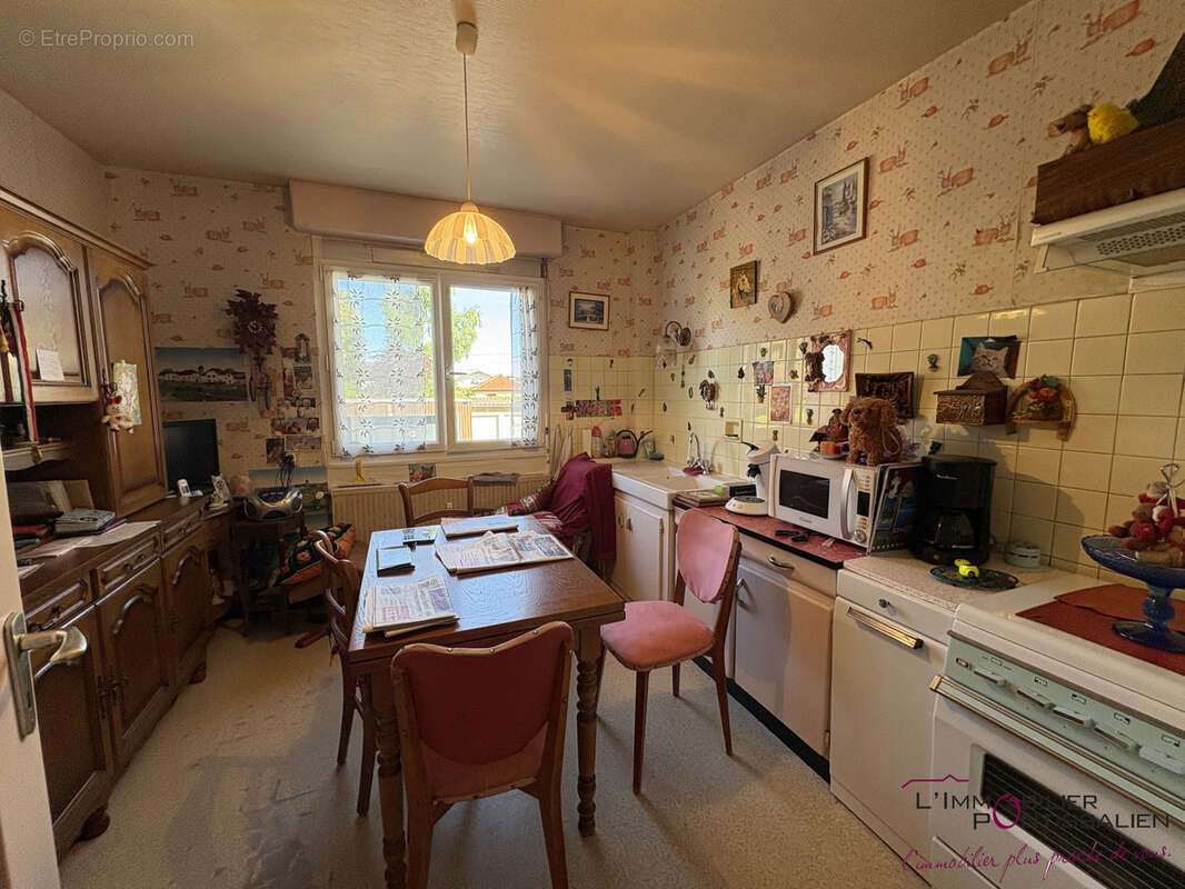 Pontarlier - appartement t3 - balcon - photo 2