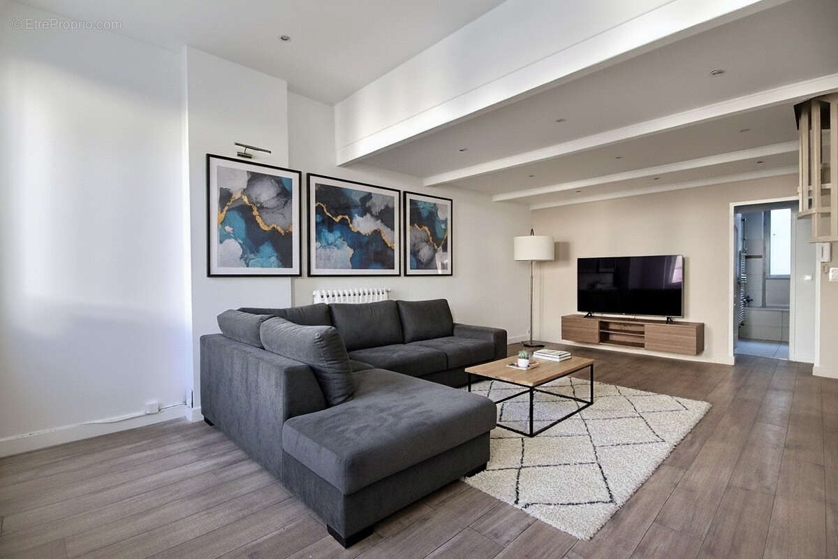 Appartement à MARSEILLE-5E