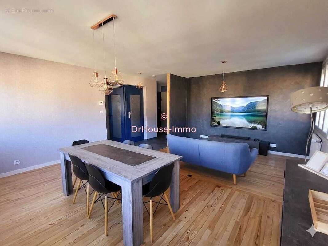 Appartement à BRIVES-CHARENSAC