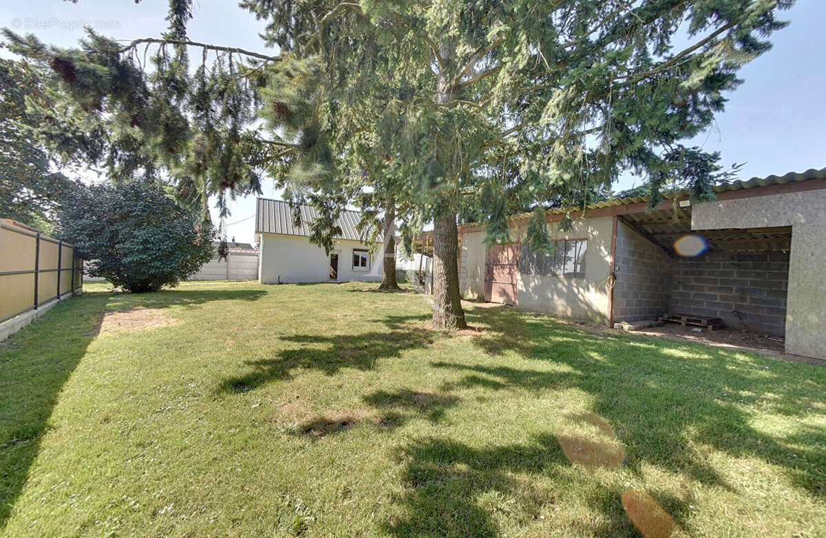 Maison à CLAVILLE