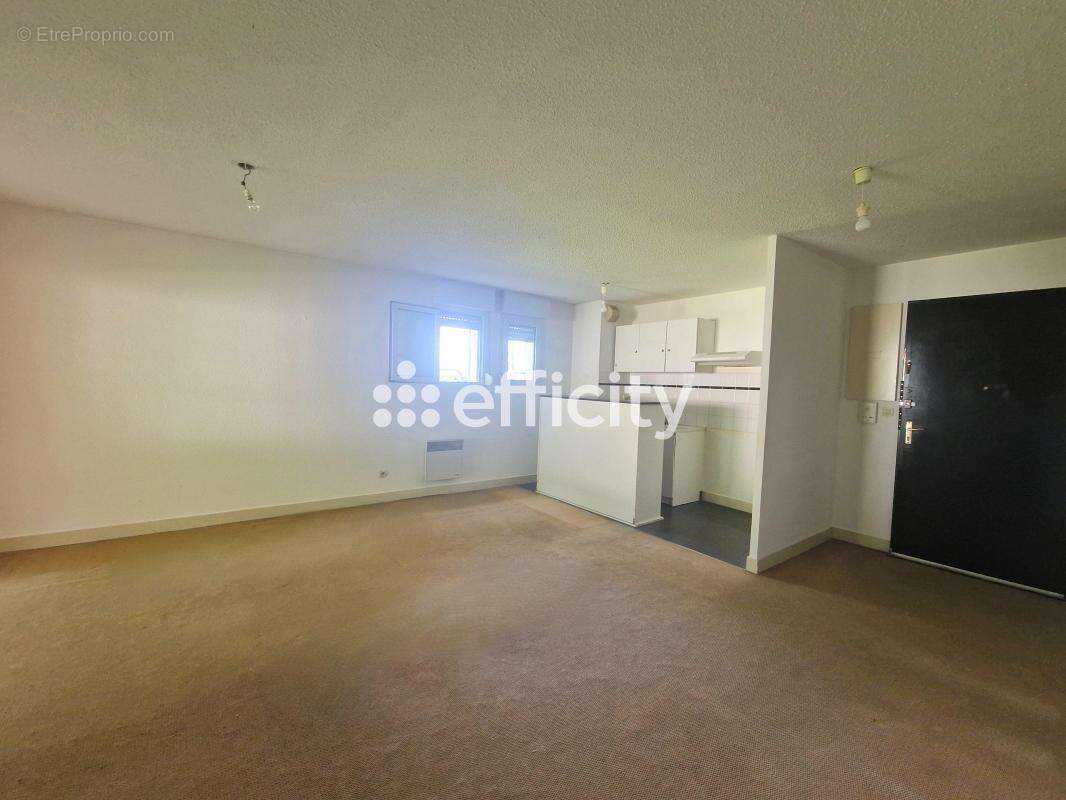 Appartement à SAINTES