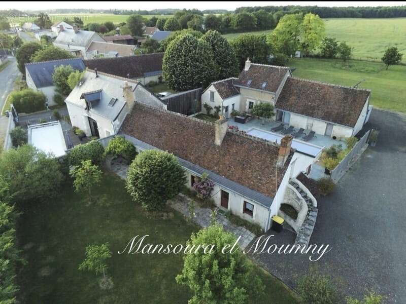Maison à AZAY-SUR-CHER
