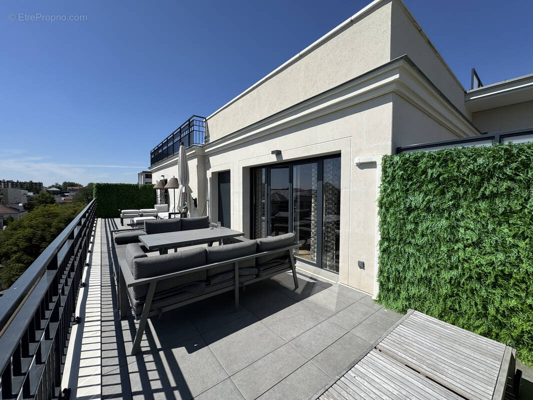 Appartement à SAINT-MAUR-DES-FOSSES