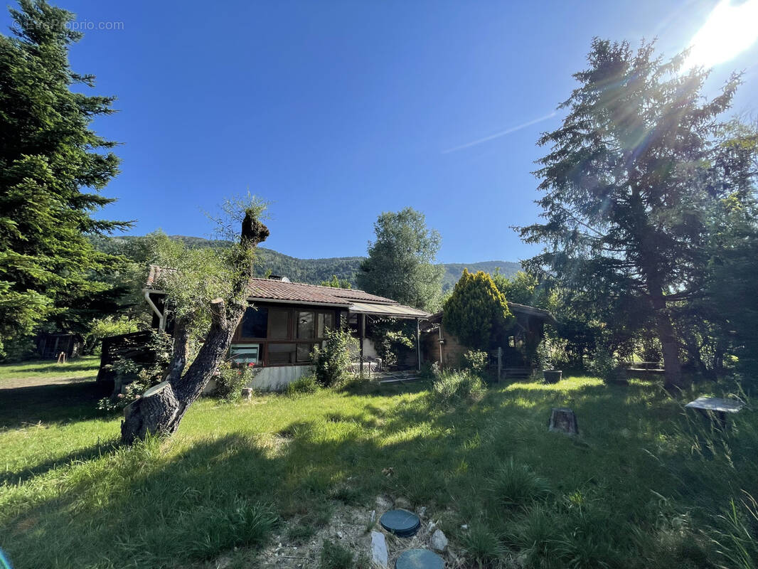Maison à VALDEROURE