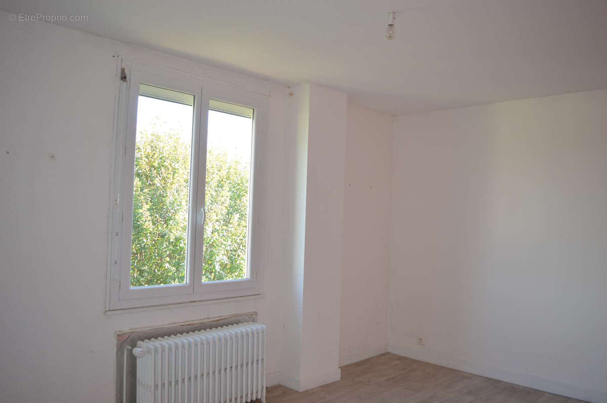 Maison à SAINT-MARTIN-D&#039;ESTREAUX