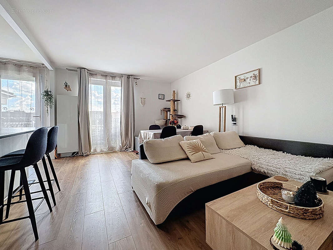 Appartement à ROSNY-SUR-SEINE
