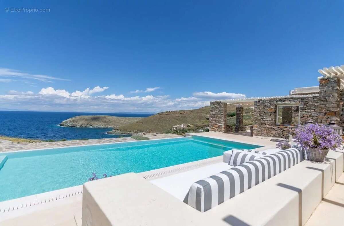Villa de prestige les pieds dans l’eau – Île de Kéa - photo 2