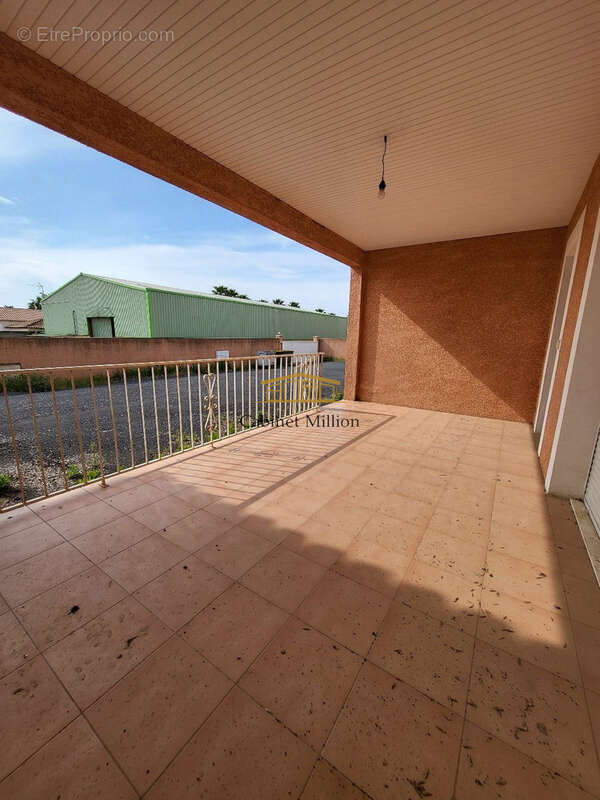 Ensemble immobilier de 326m2 - photo 4