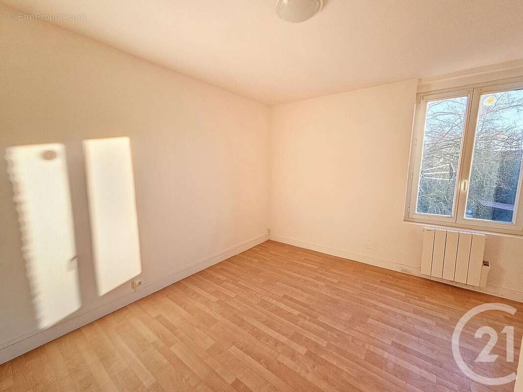 Maison à MANNEVILLE-SUR-RISLE