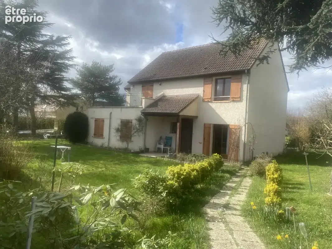 Maison à GOMETZ-LA-VILLE