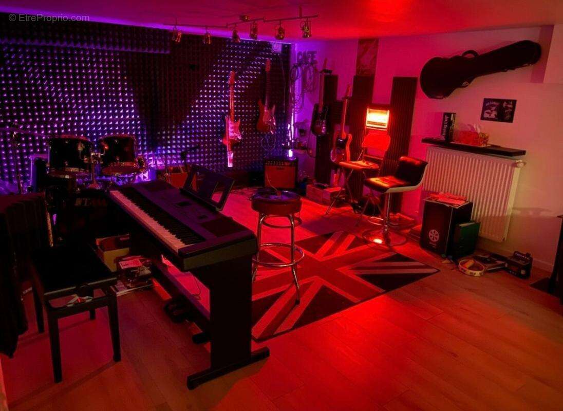 Maison à NEUILLY-SUR-MARNE