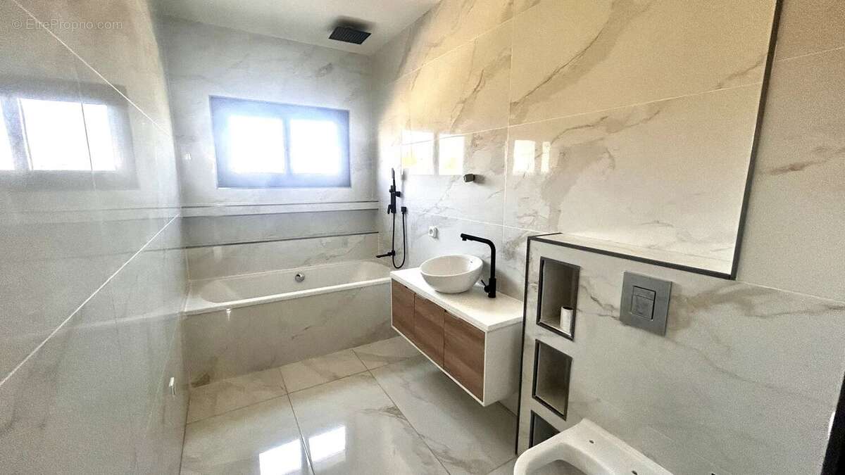 Maison à PACY-SUR-EURE